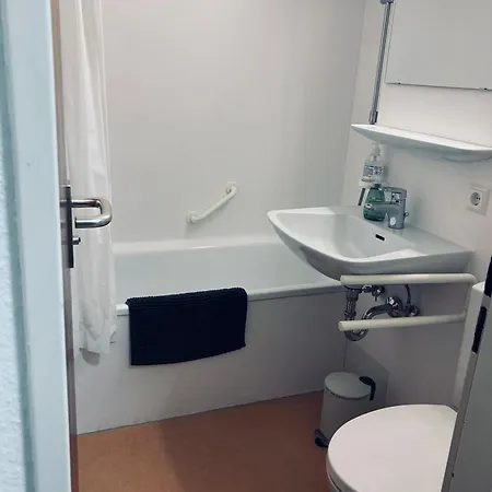 Free - Ermstal Bad Urach